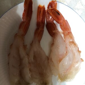 エビの簡単な剥き方 アルゼンチン赤エビの刺身 レシピ 作り方 By 一点集中力 楽天レシピ エビの簡単な剥き方 アルゼンチン赤エビの刺身 レシピ 作り方 By 一点集中力 楽天レシピ